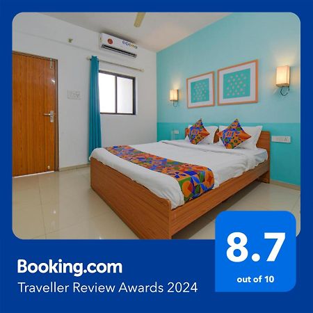 Fabhotel Aakiyo - Nr Balewadi -Chatrapati Shivaji Stadium Pune Exteriör bild