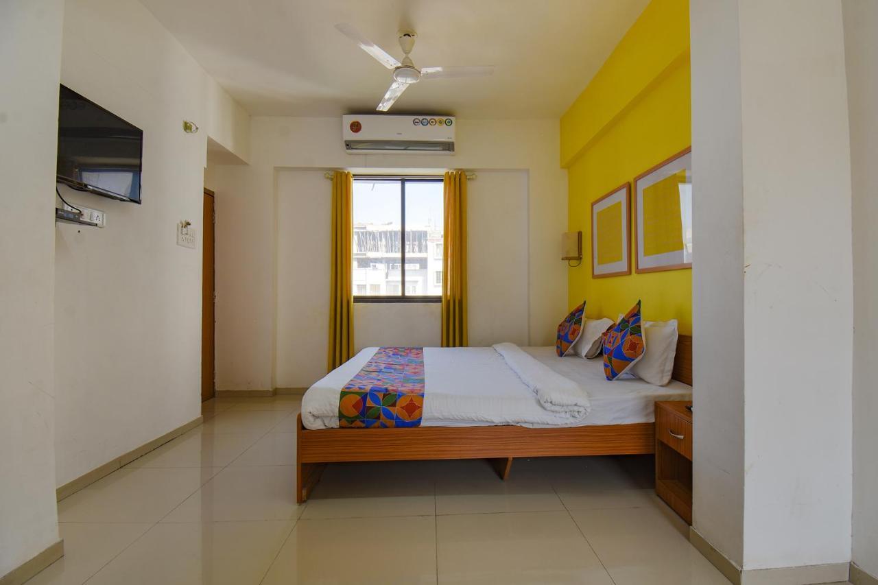 Fabhotel Aakiyo - Nr Balewadi -Chatrapati Shivaji Stadium Pune Exteriör bild